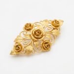 21K Gold Floral Brooch - Image 2